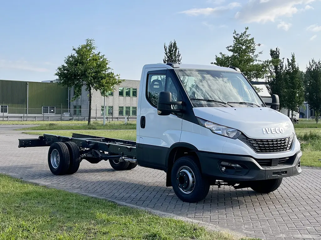 Iveco Daily 70C16H3.0-4350 4x2 Chassis Cabin 4