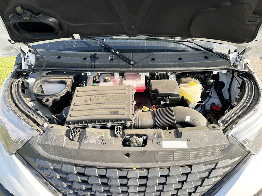 Iveco Daily 70C16H3.0-4350 4x2 Chassis Cabin 11