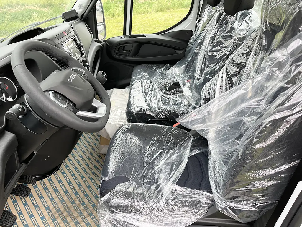 Iveco Daily 70C18H-4750 4x2 Chassis Cabin 7