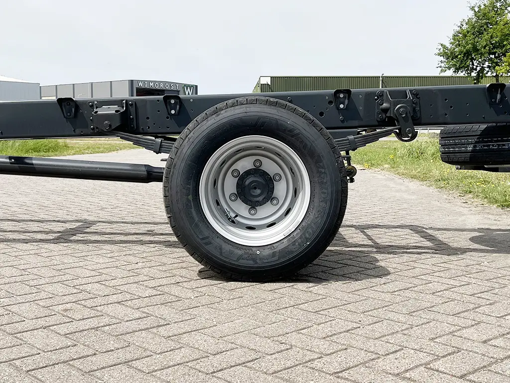 Iveco Daily 70C18H-5100 4x2 Chassis Cabin 12