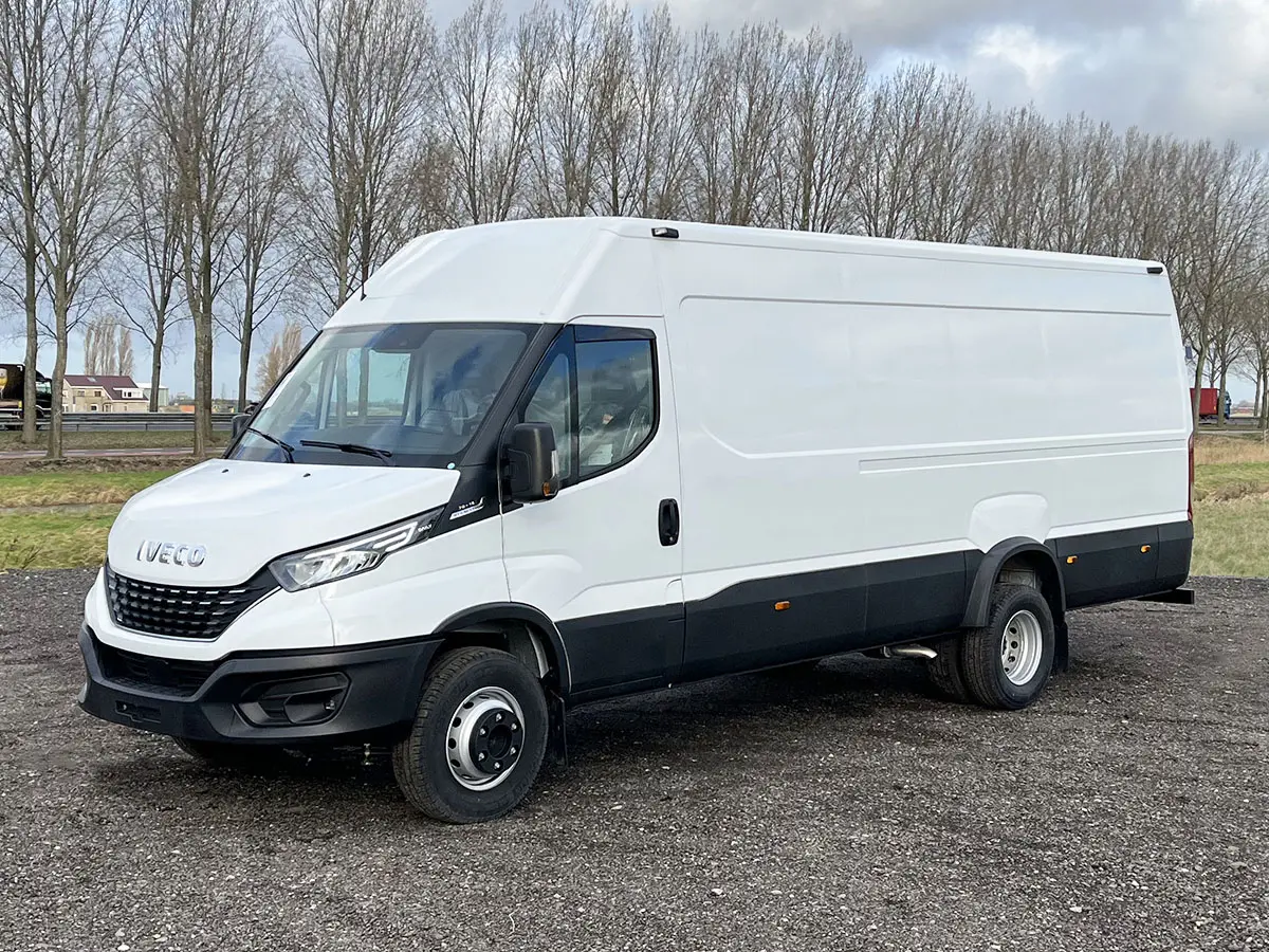 Iveco Daily 70C18HA8 V/P 4x2 Closed Van