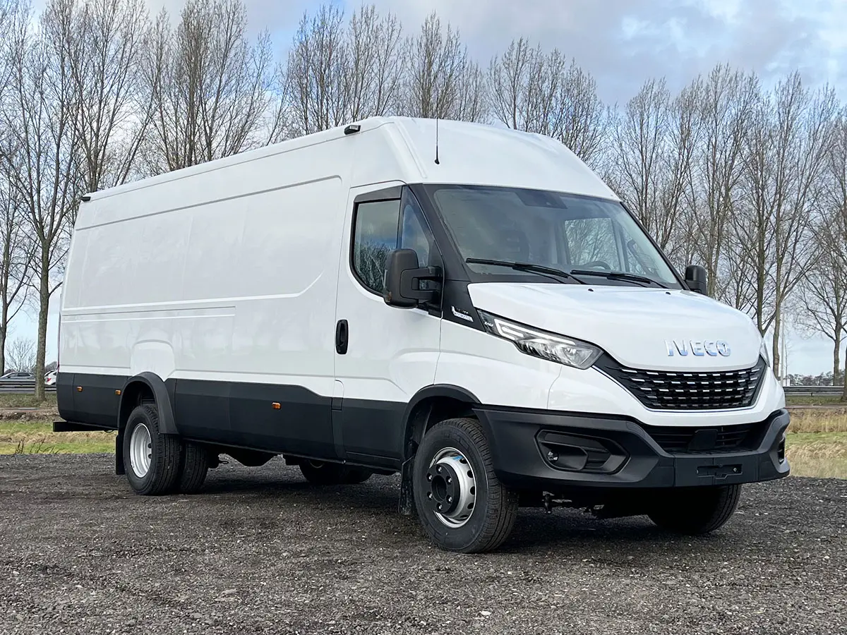 Iveco Daily 70C18HA8 V/P 4x2 Closed Van 4