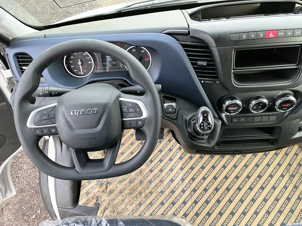 Iveco Daily 70C18HA8 V/P 4x2 Closed Van 9
