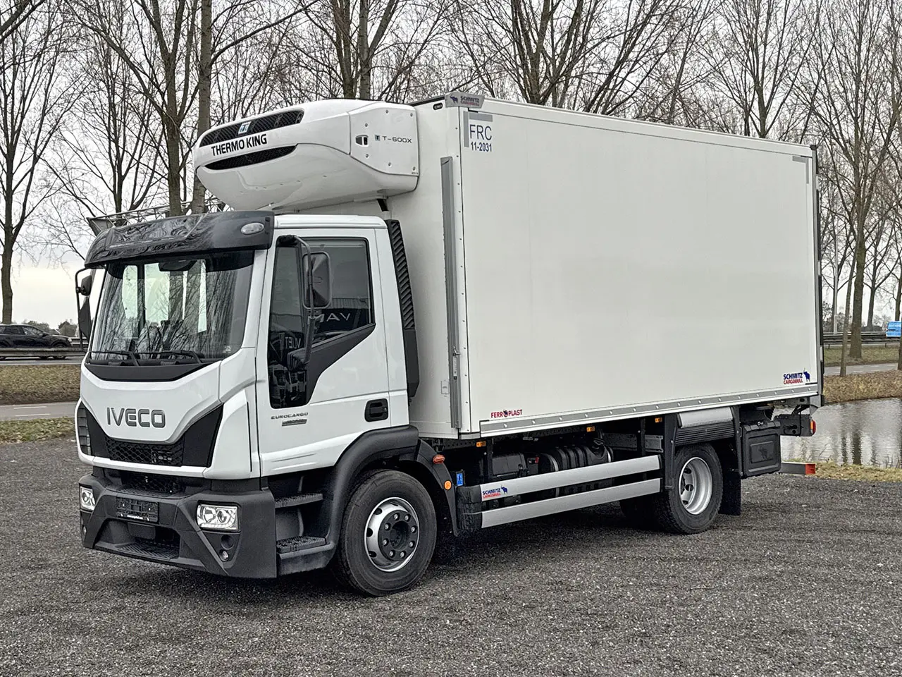 Iveco Eurocargo ML120E22 4x2 Refrigerated Box Truck
