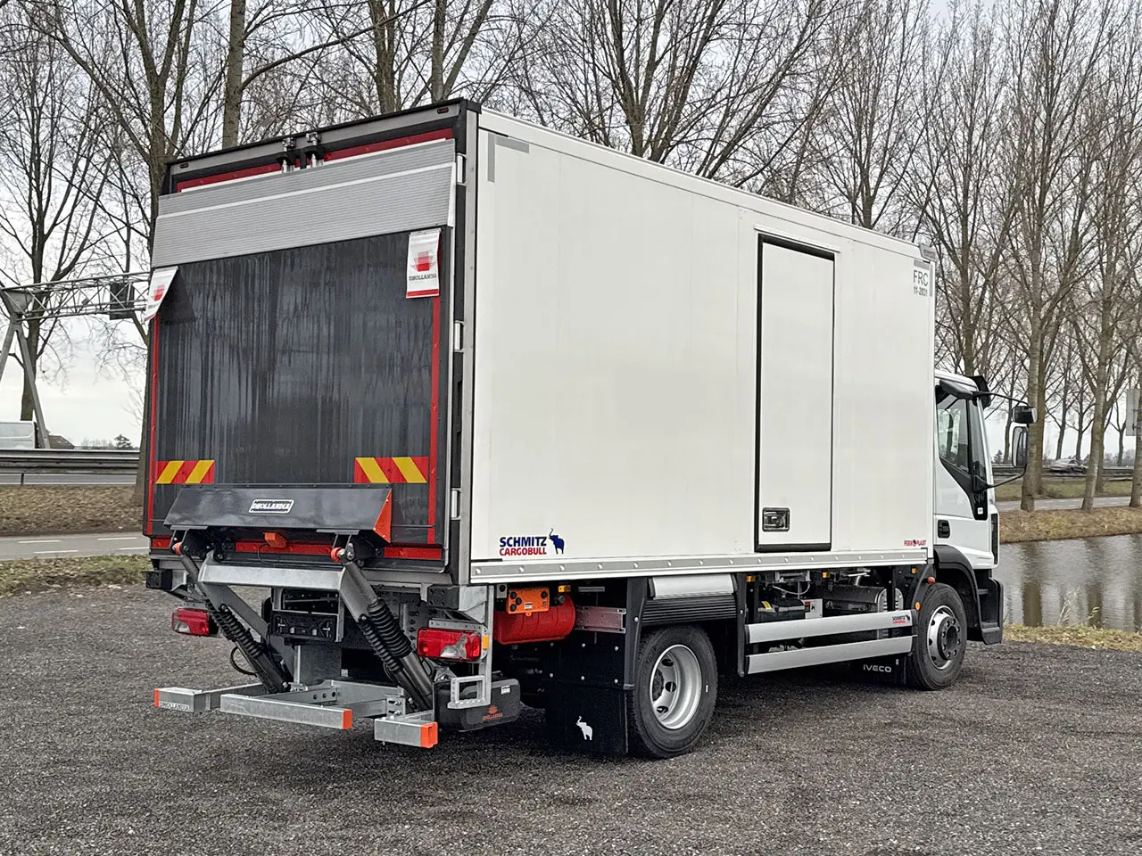 Iveco Eurocargo ML120E22 4x2 Véhicule frigorifique