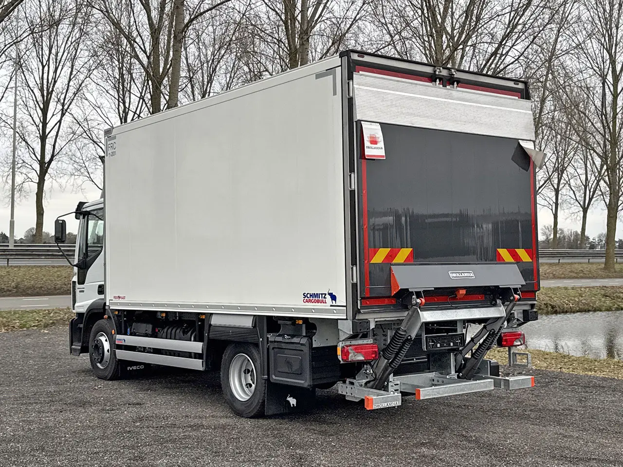 Iveco Eurocargo ML120E22 4x2 Refrigerated Box Truck 6