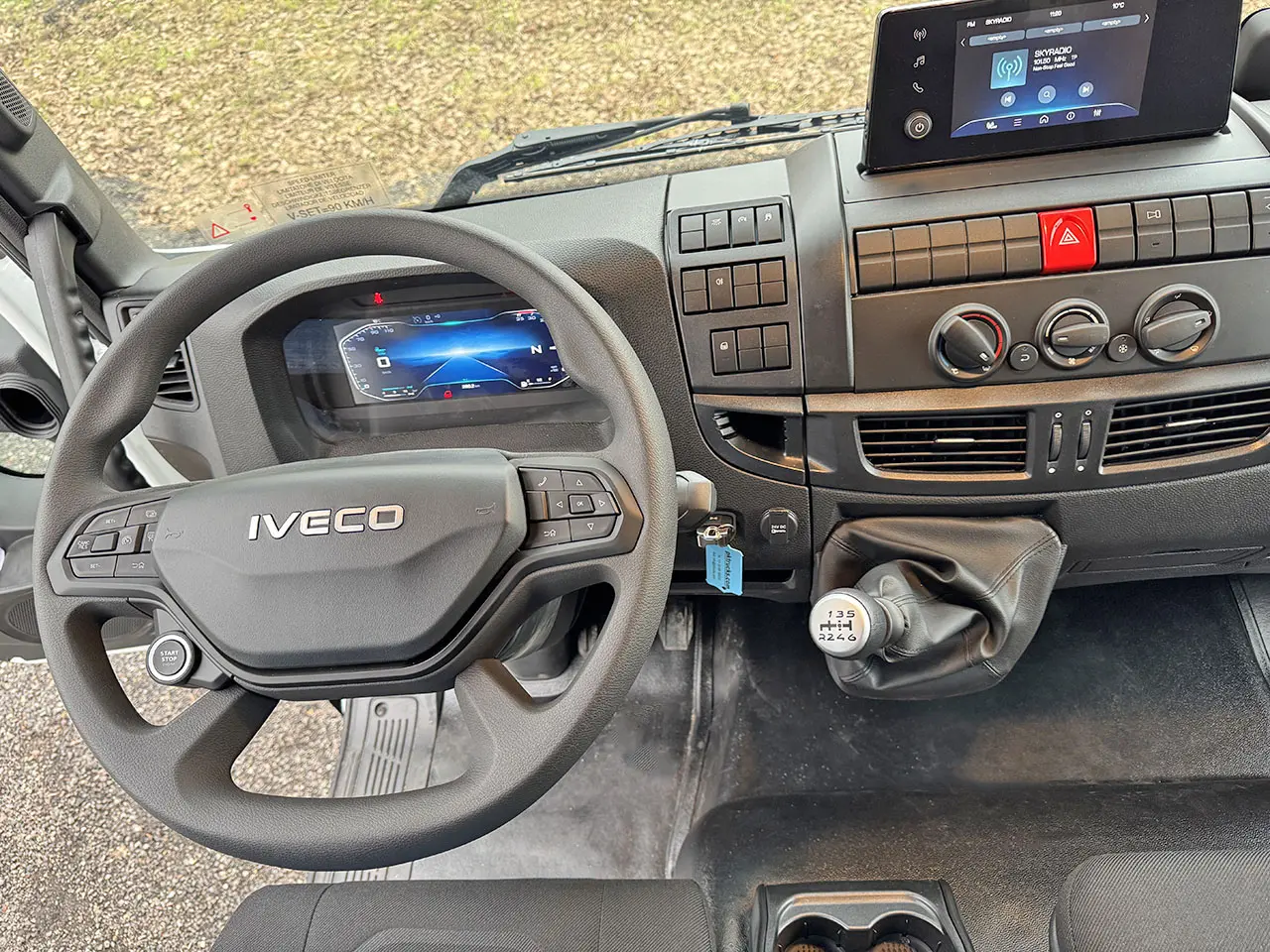 Iveco Eurocargo ML120E22 Véhicule frigorifique 4x2 9