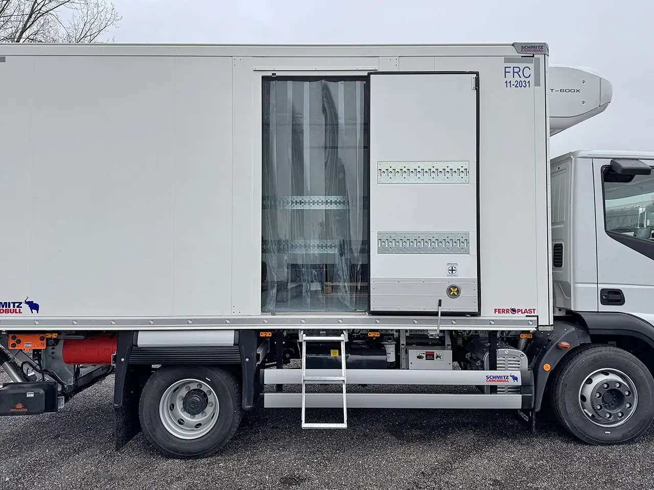 Iveco Eurocargo ML120E22 Véhicule frigorifique 4x2 13