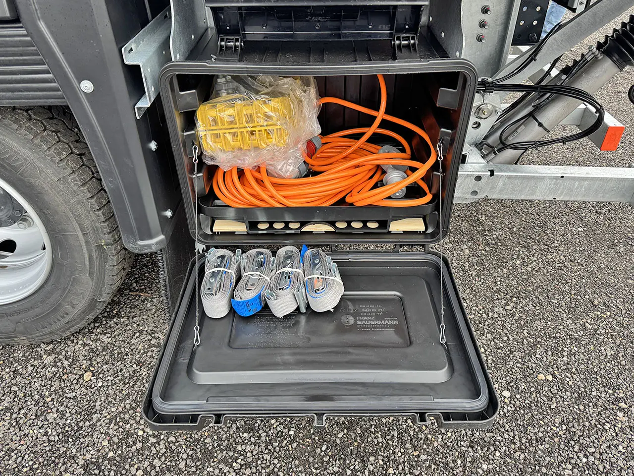 Iveco Eurocargo ML120E22 4x2 Véhicule frigorifique 15