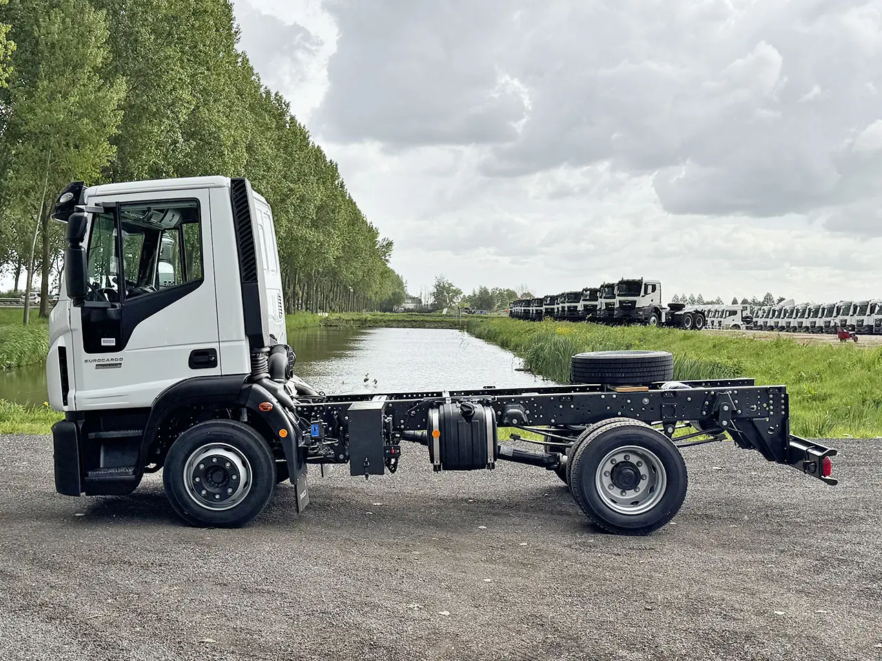 Iveco Eurocargo ML120E25-3105 AT Chassis Cabin 4x2 7