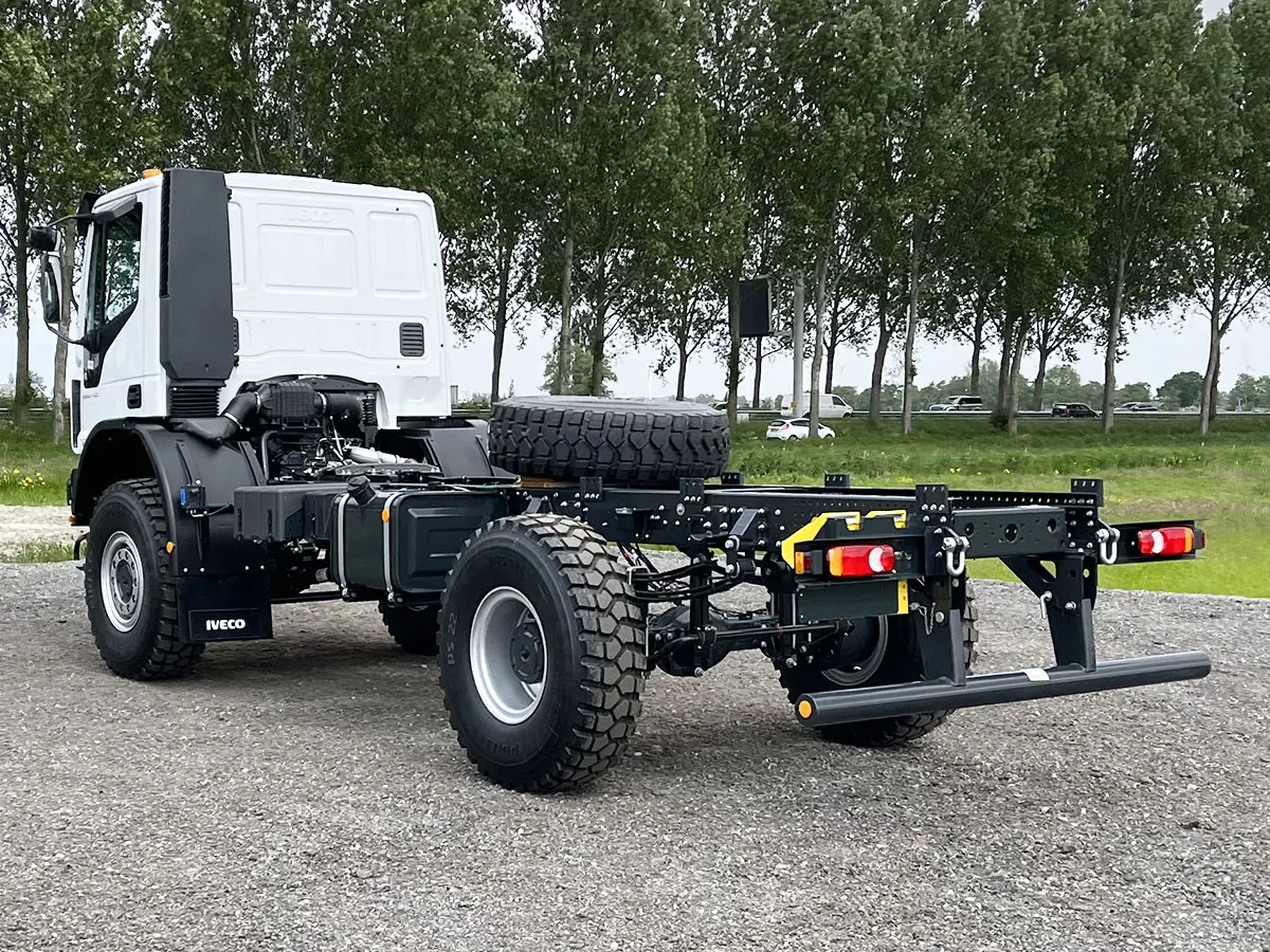 Iveco Eurocargo ML150E24WS-4150 Chassis Cabin 4x4 3
