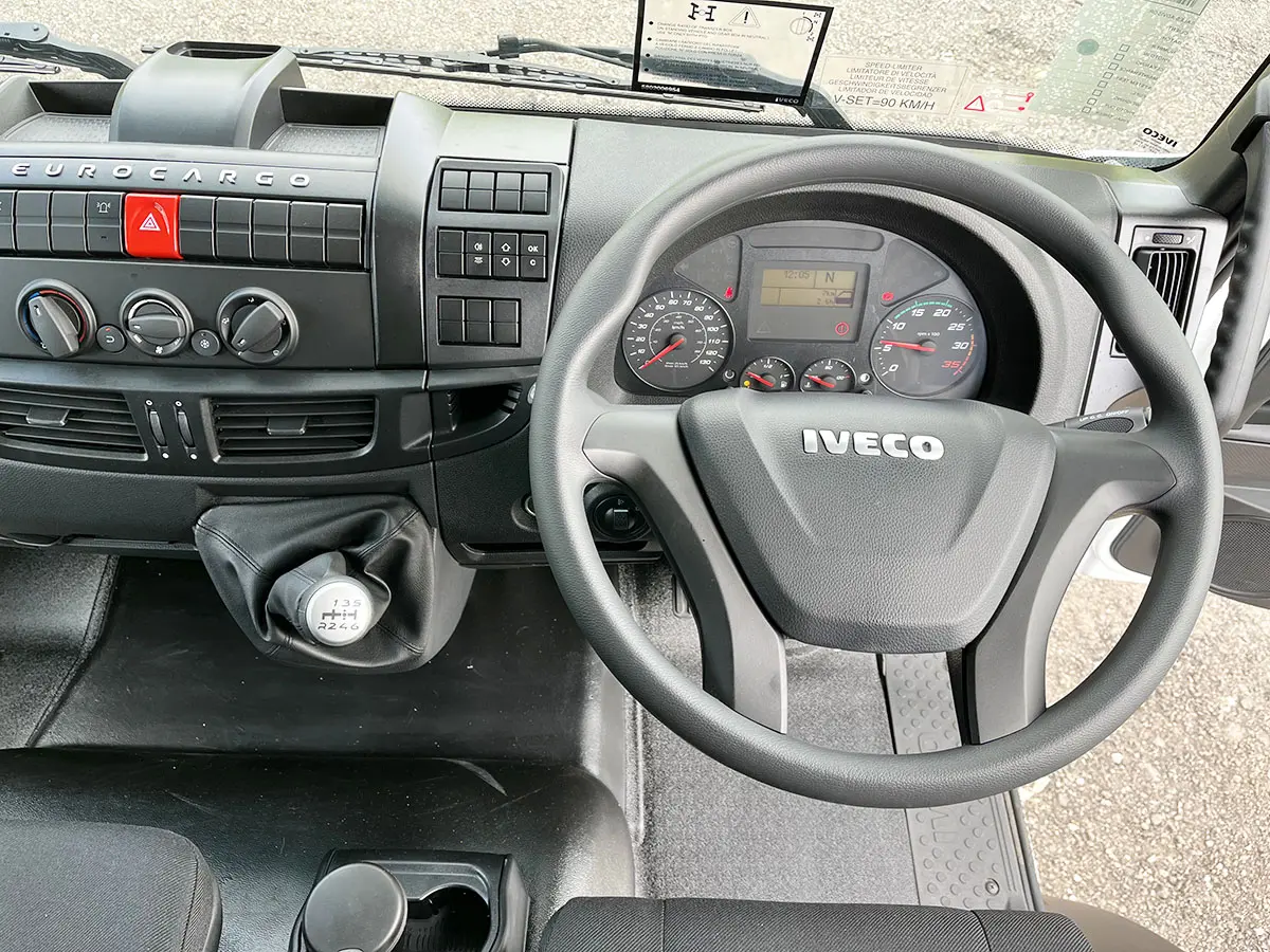 Iveco Eurocargo ML150E24WS-4150 4x4 Chassis Cabin 9