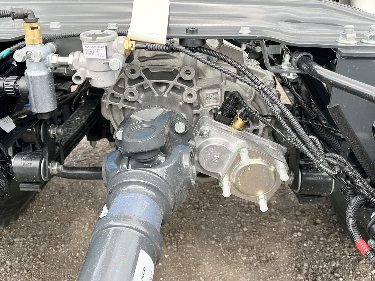 Iveco Eurocargo ML150E24WS-4150 Chassis Cabin 4x4 11