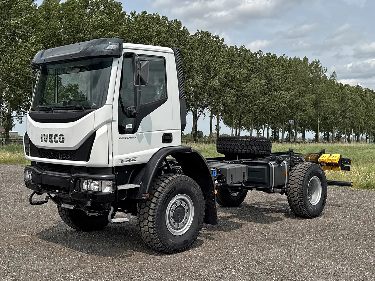 Iveco Eurocargo ML150E24WS-4150 Châssis Cabine 4x4