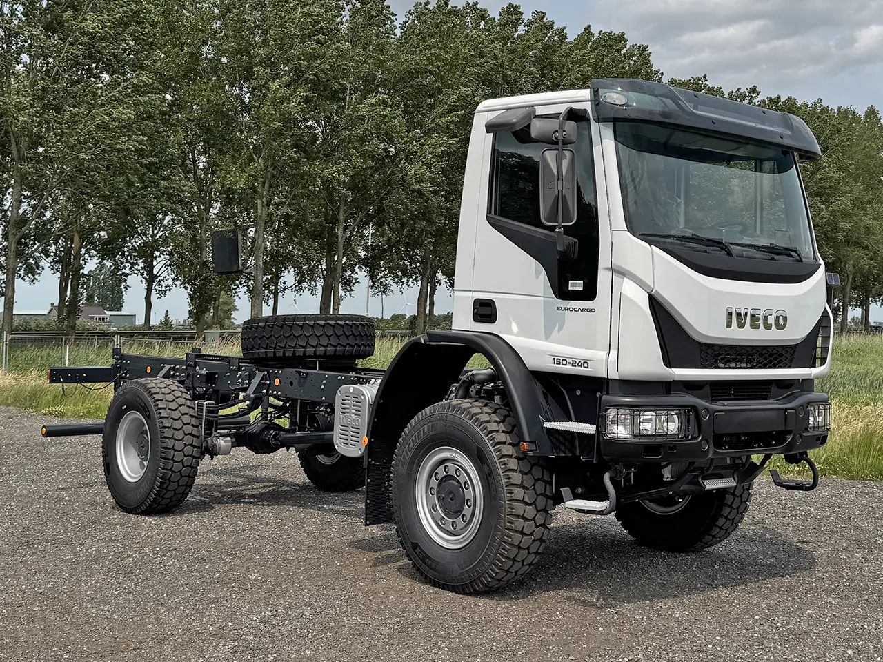 Iveco Eurocargo ML150E24WS-4150 Châssis Cabine 4x4 8