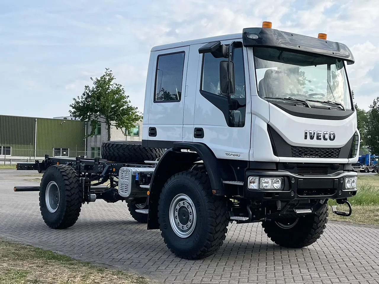 Iveco Eurocargo ML150E24WS-4150 AT CC 4x4 Chassis Cabin 4