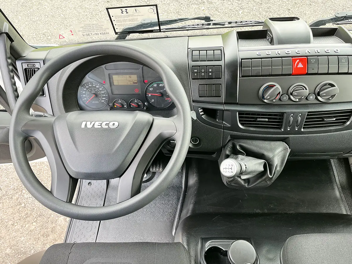 Iveco Eurocargo ML150E24WS 4x4 Flatbed with sides 9