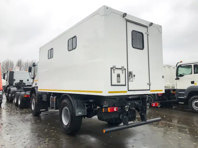 Iveco Eurocargo ML150E24WS 4x4 Mobile Workshop 3