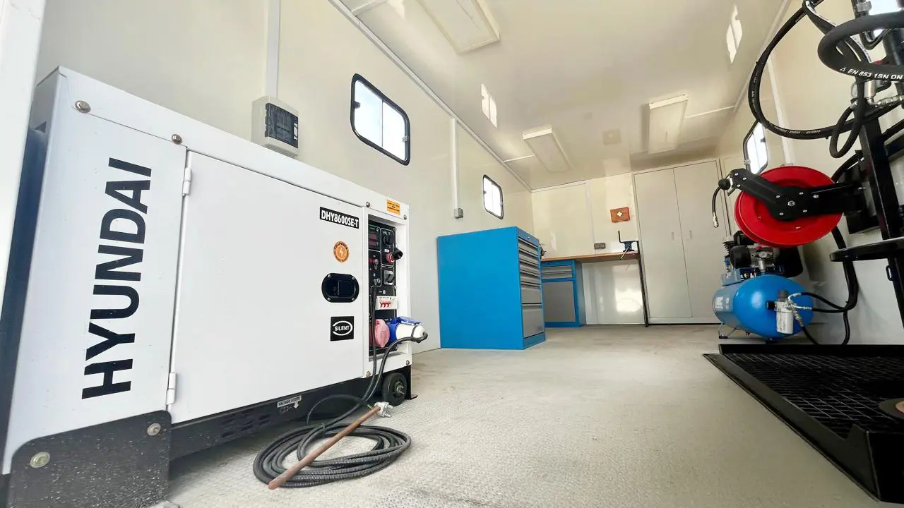 Iveco Eurocargo ML150E24WS Atelier mobile 4x4 6