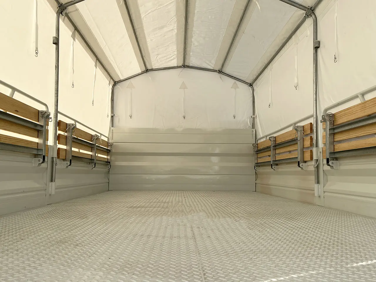 Iveco Eurocargo ML150E24WS Caisse bâchée 4x4 13