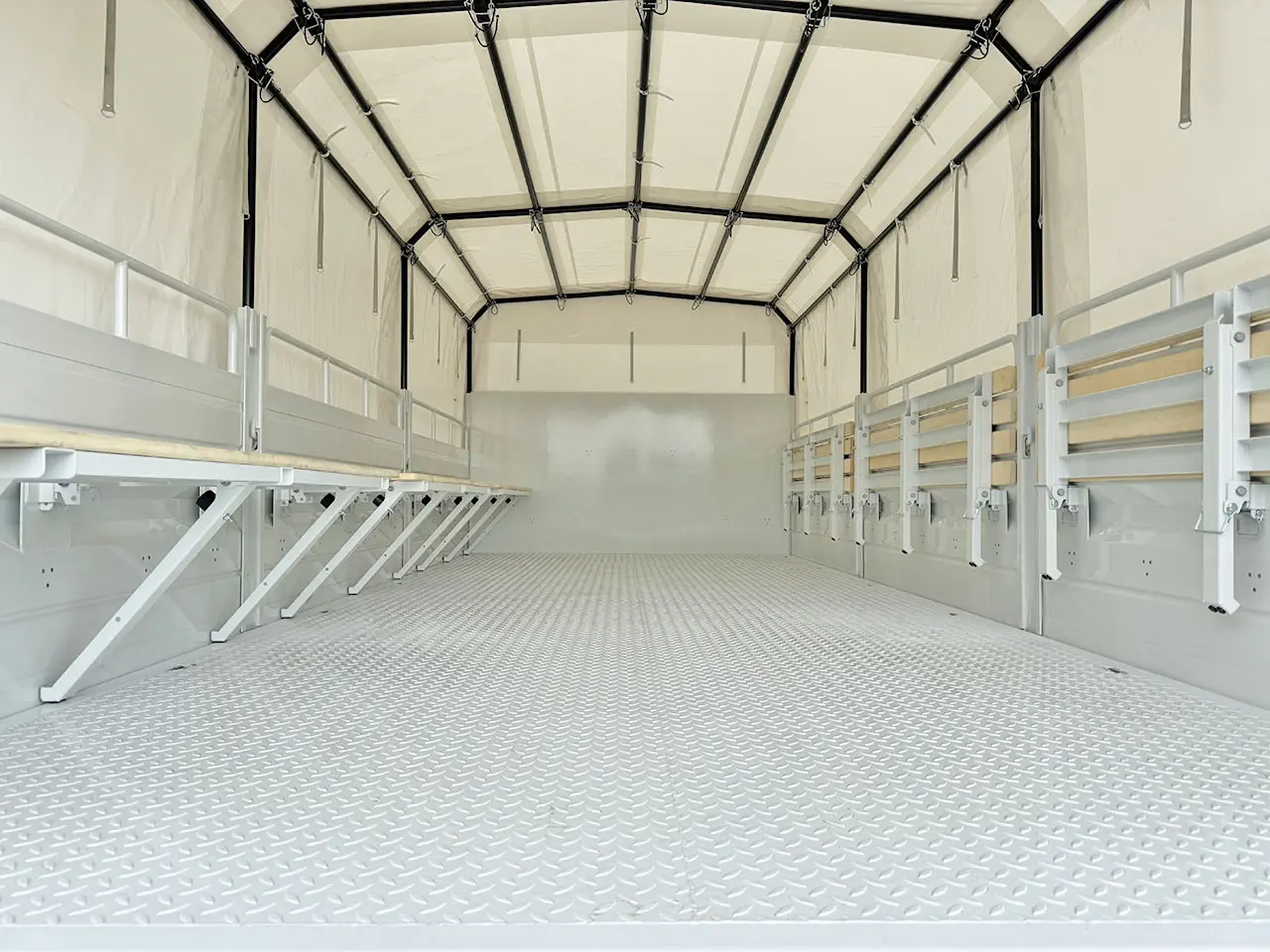 Iveco Eurocargo ML150E24WS 4x4 Tarpaulin/Canvas Body Truck 13