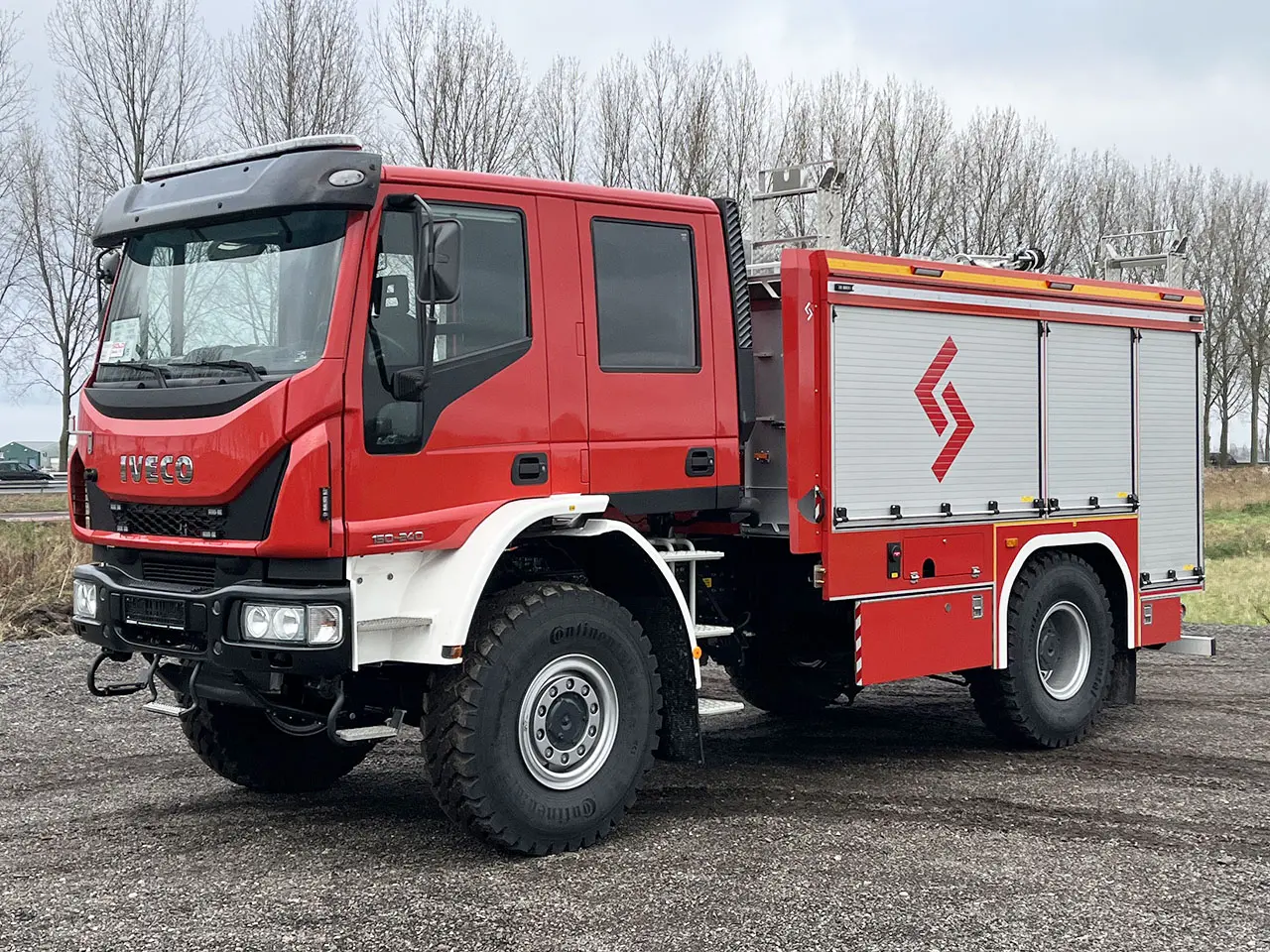 Iveco Eurocargo ML150E24WS AT CC Camion de pompiers 4x4