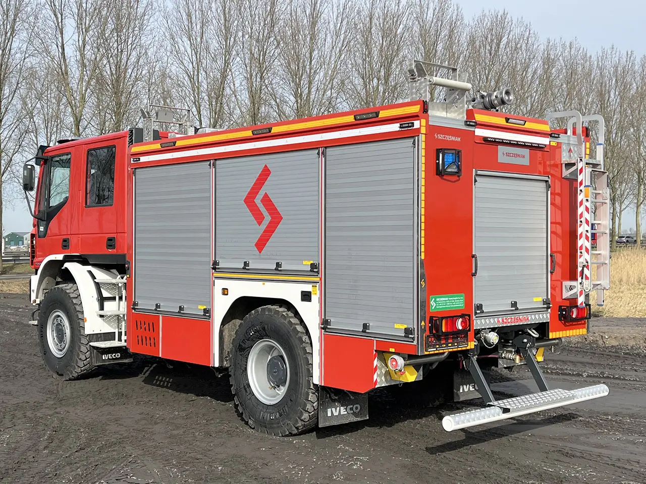 Iveco Eurocargo ML150E24WS AT CC Fire Fighter Truck 4x4 3