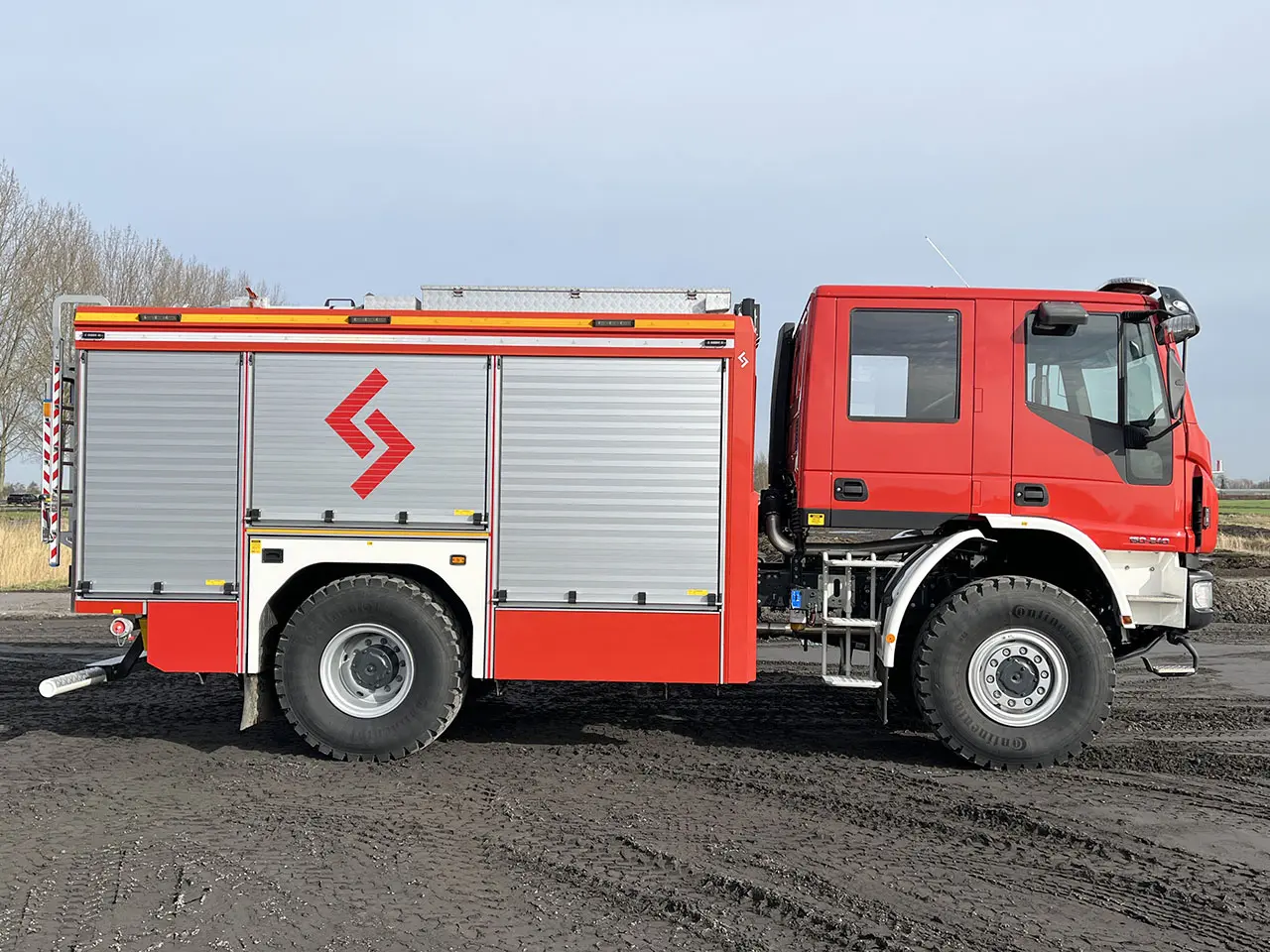 Iveco Eurocargo ML150E24WS AT CC Fire Fighter Truck 4x4 5