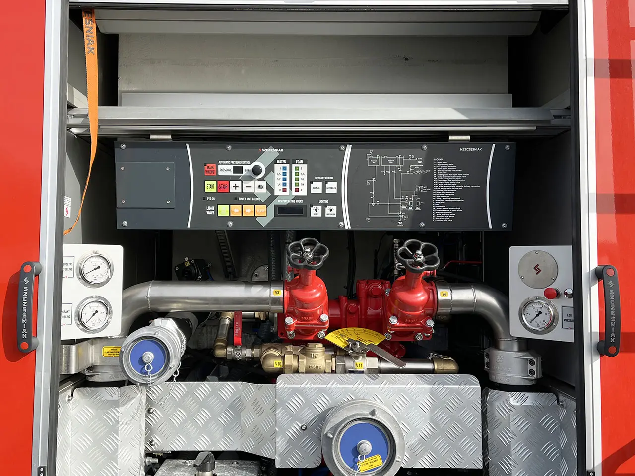 Iveco Eurocargo ML150E24WS AT CC 4x4 Fire Fighter Truck 14