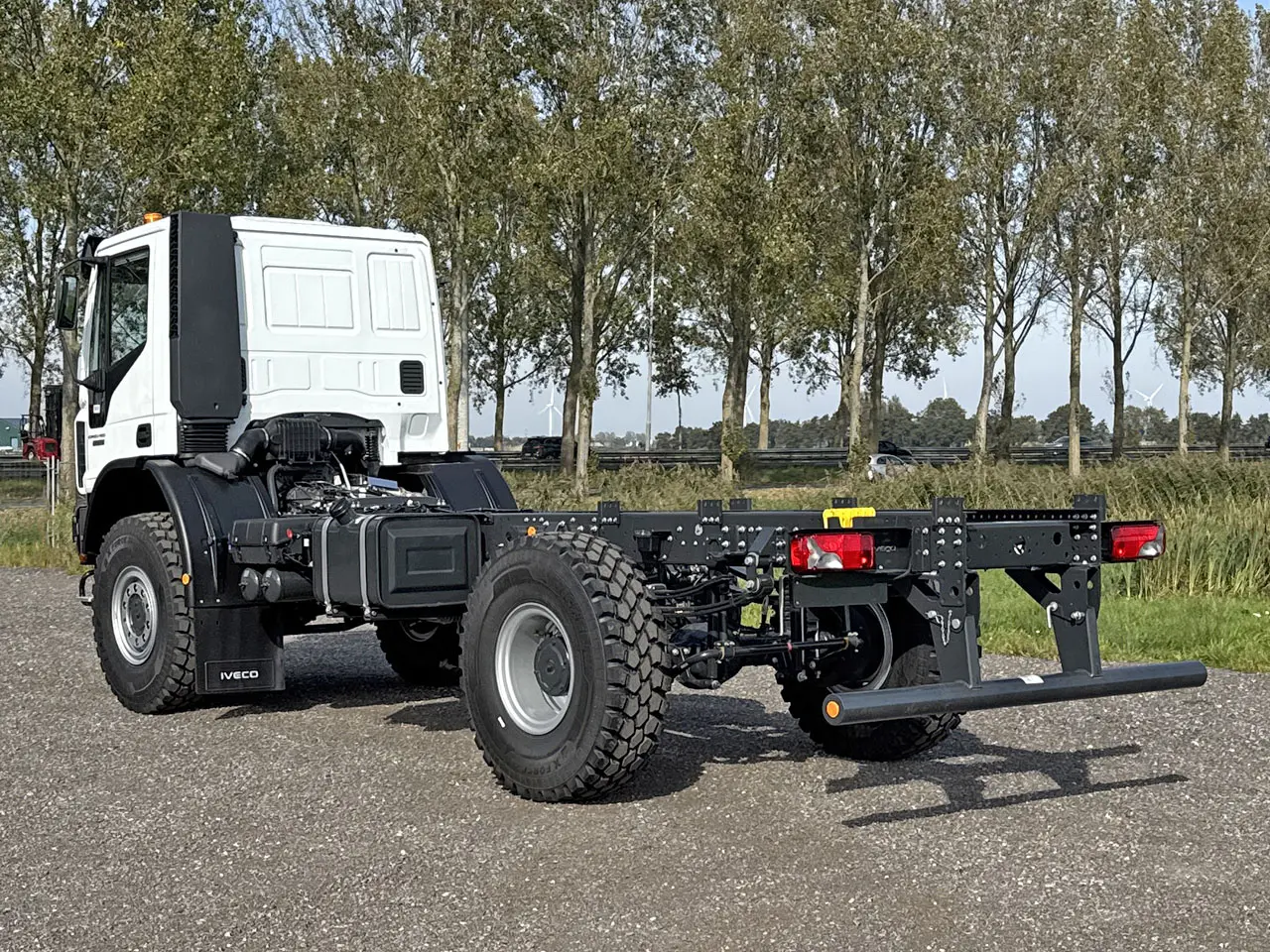 Iveco Eurocargo ML150E25WS-4150 4x4 Châssis Cabine 6