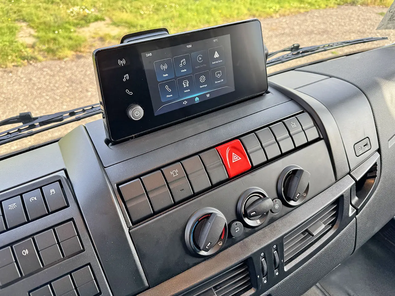 Iveco Eurocargo ML150E25WS-4150 4x4 Chassis Cabin 11