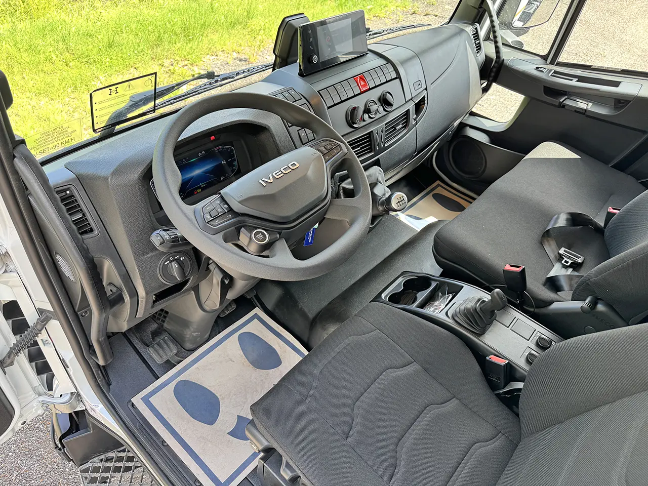 Iveco Eurocargo ML150E25WS-4150 Water Tank Truck 4x4 3