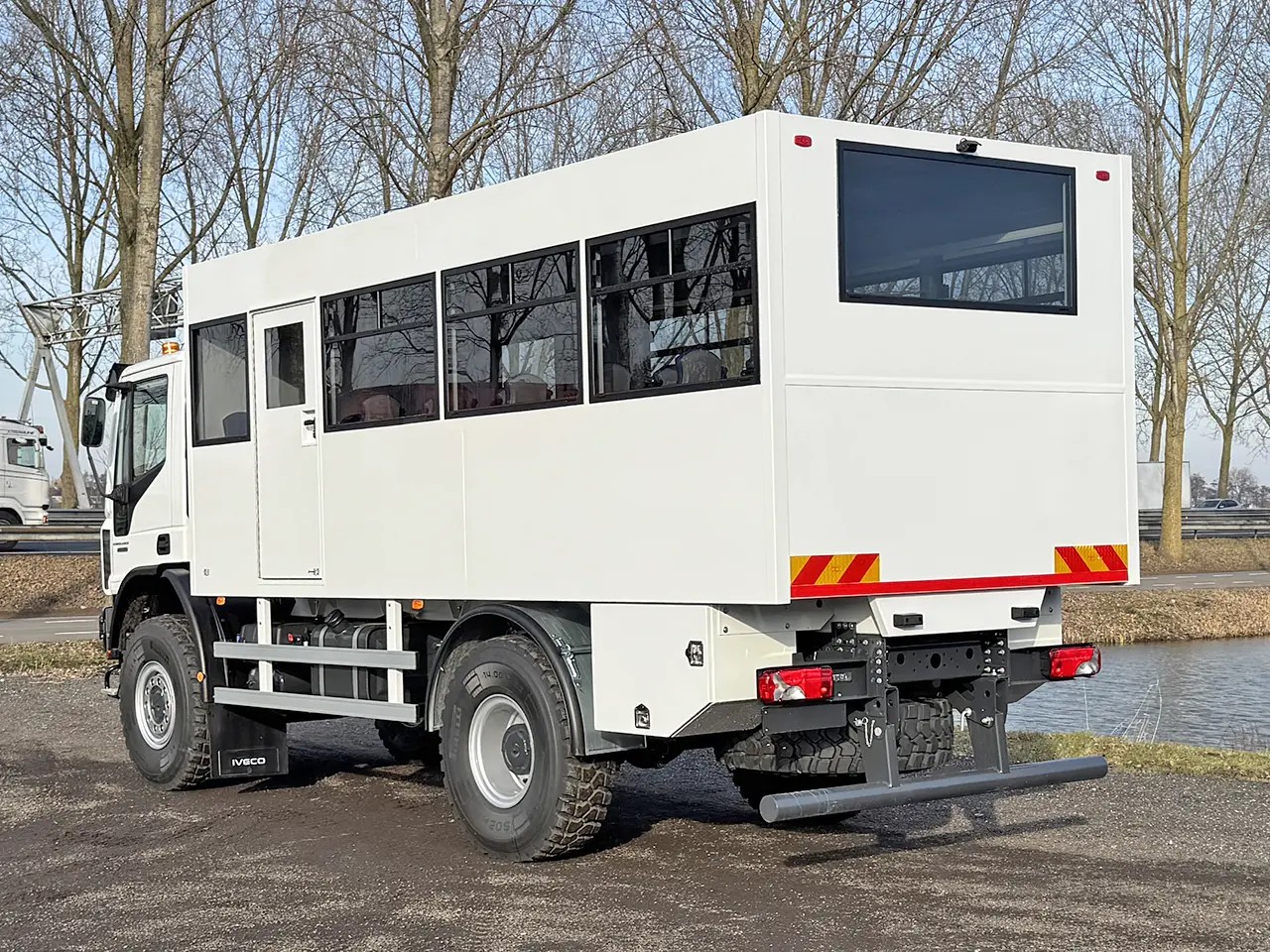 Iveco Eurocargo ML150E25WS Midi Bus 4x4 6