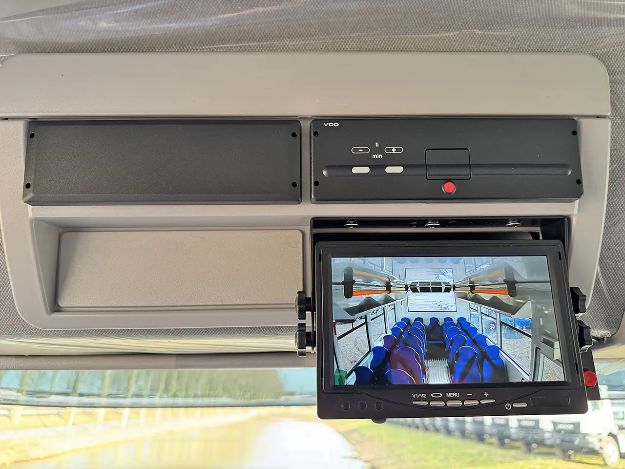 Iveco Eurocargo ML150E25WS 4x4 Midi Bus 12