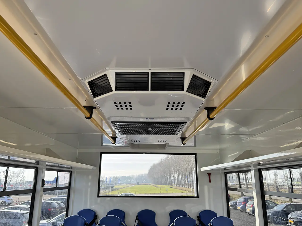 Iveco Eurocargo ML150E25WS 4x4 Midi Bus 21