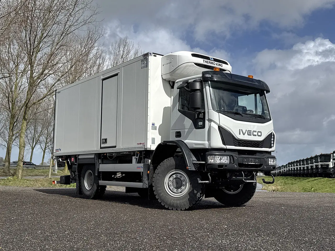 Iveco Eurocargo ML150E25WS 4x4 Refrigerated Box Truck 4