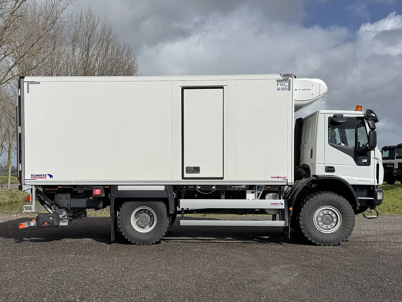 Iveco Eurocargo ML150E25WS Refrigerated Box Truck 4x4 5