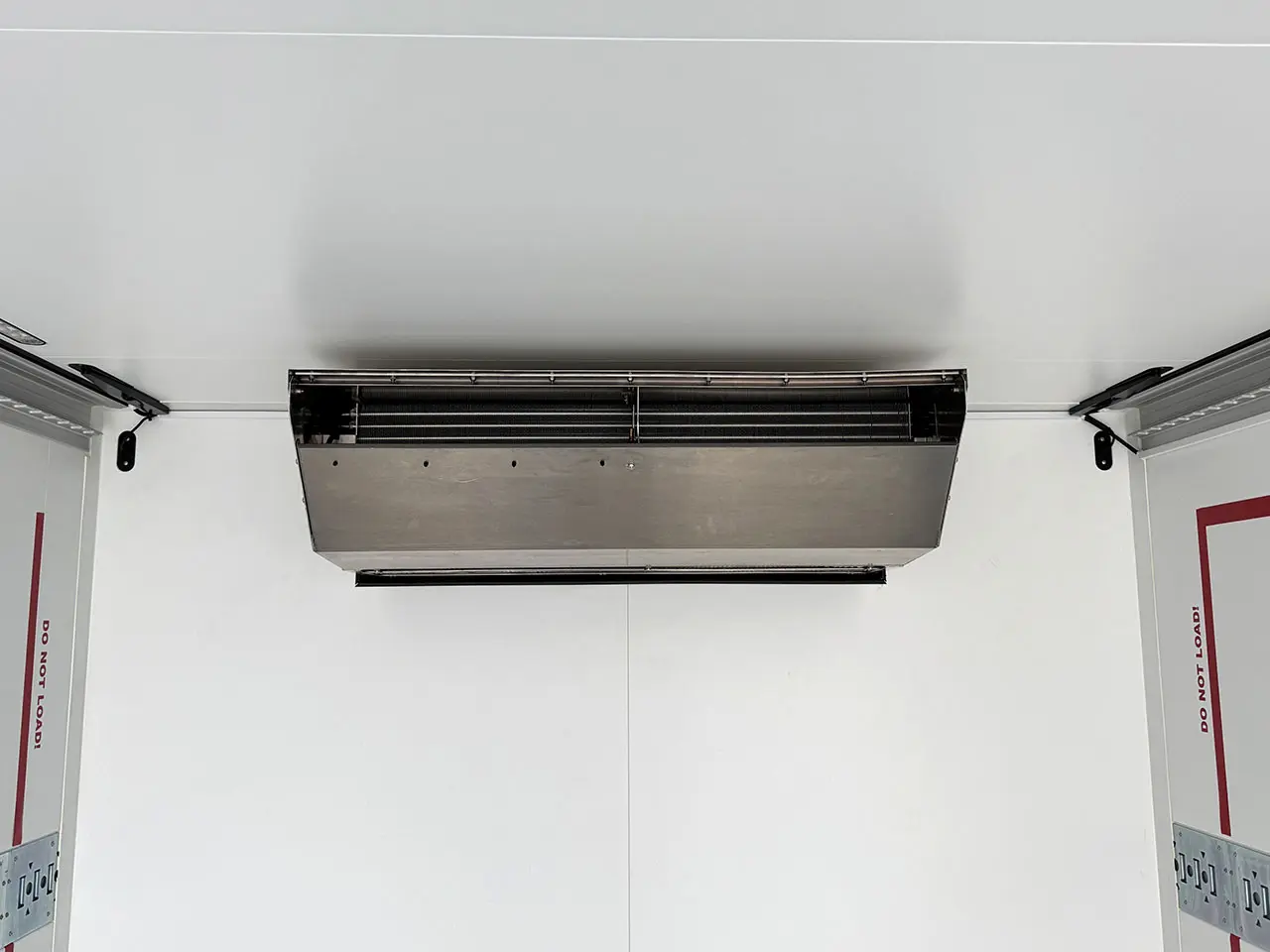 Iveco Eurocargo ML150E25WS 4x4 Refrigerated Box Truck 18