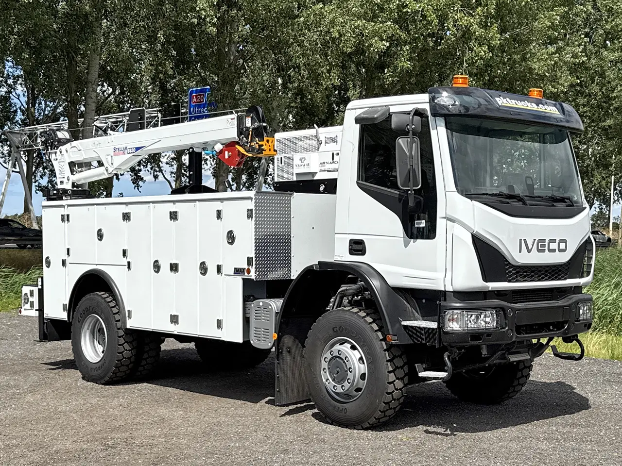 Iveco Eurocargo ML150E25WS Service Truck 4x4 8
