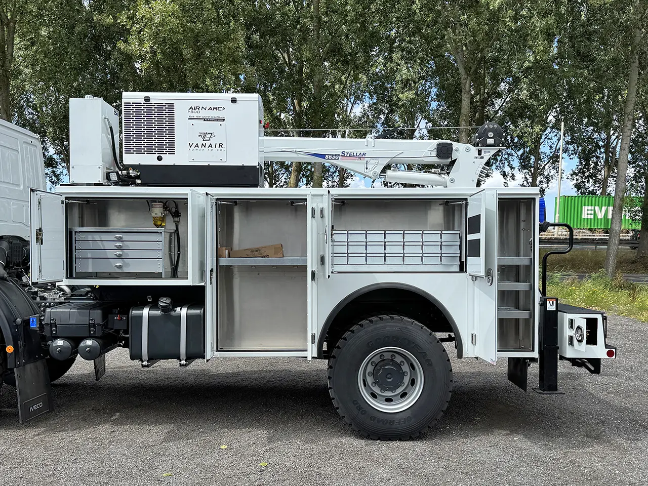 Iveco Eurocargo ML150E25WS Service Truck 4x4 14