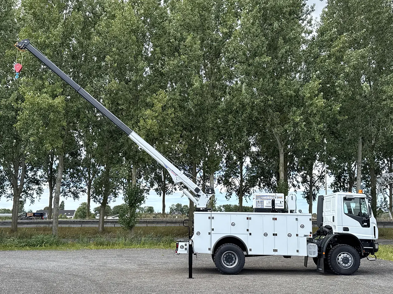 Iveco Eurocargo ML150E25WS Service Truck 4x4 33