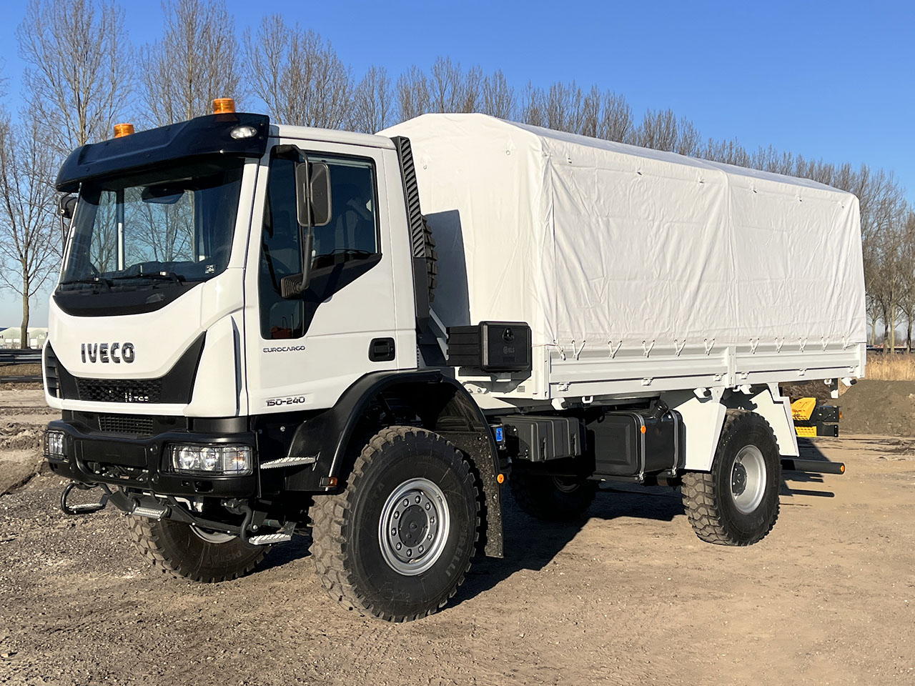 iveco-eurocargo-ml150e25ws-tarpaulin-canvas-body-truck-4x4-2026-for-sale