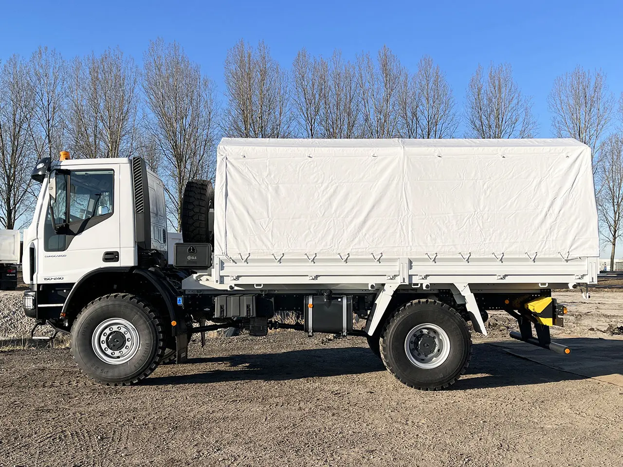 Iveco Eurocargo ML150E25WS 4x4 Tarpaulin/Canvas Body Truck 2