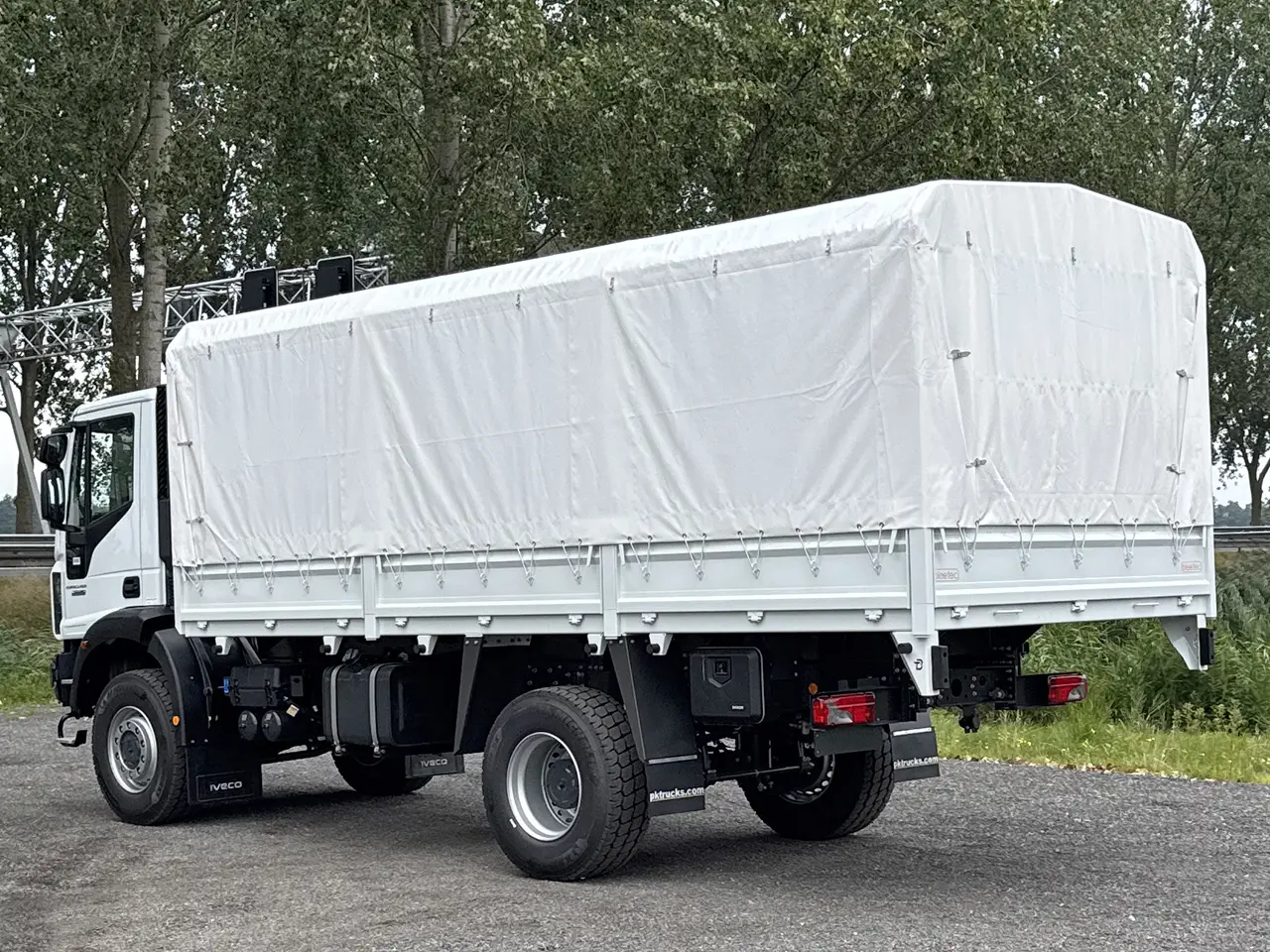 Iveco Eurocargo ML150E25WS Tarpaulin/Canvas Body Truck 4x4 6