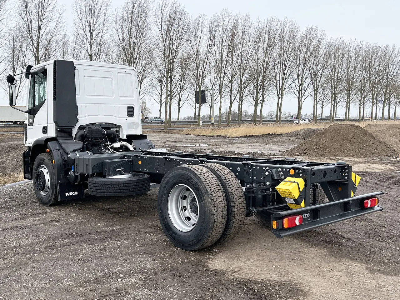 Iveco Eurocargo ML180E28-4185 Chassis Cabin 4x2 3