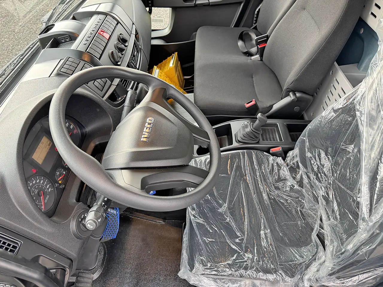 Iveco Eurocargo ML180E28-4185 4x2 Chassis Cabin 9