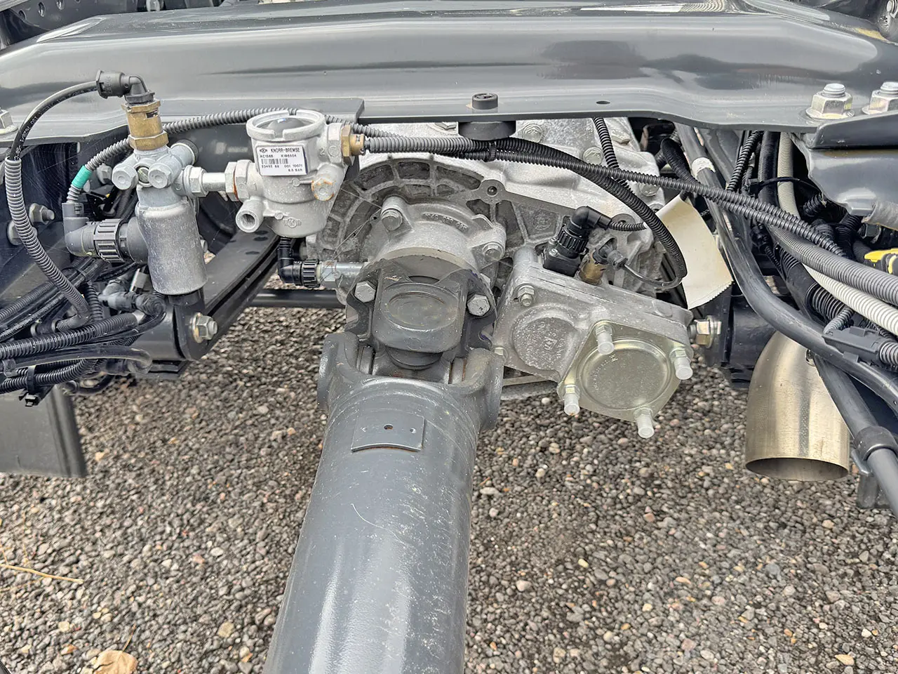 Iveco Eurocargo ML180E28-4185 4x2 Chassis Cabin 12