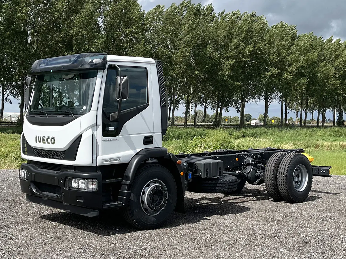 Iveco Eurocargo ML180E28-4185 Chassis Cabin 4x2 1