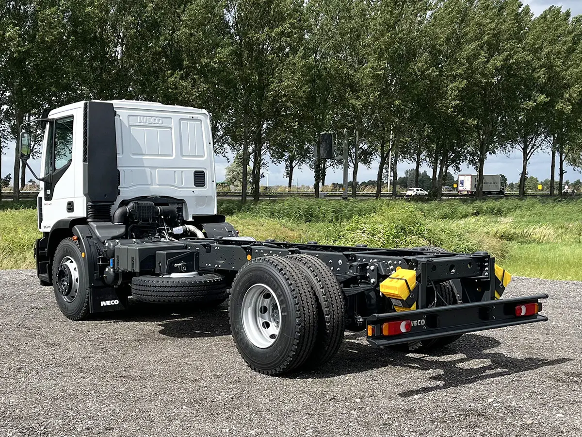 Iveco Eurocargo ML180E28-4185 4x2 Chassis Cabin 3