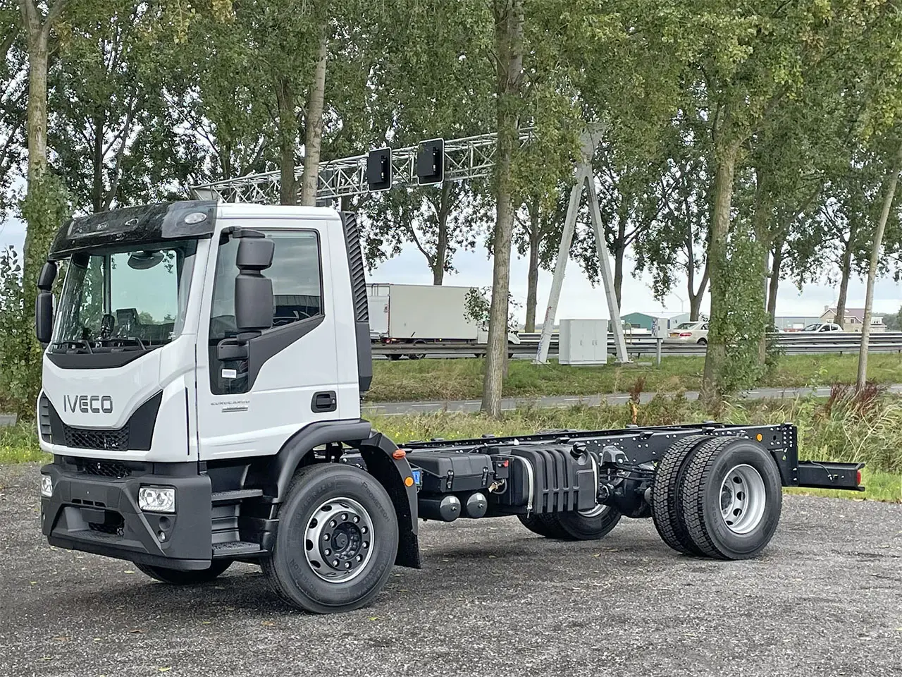 Iveco Eurocargo ML180E28-4185 Châssis Cabine 4x2